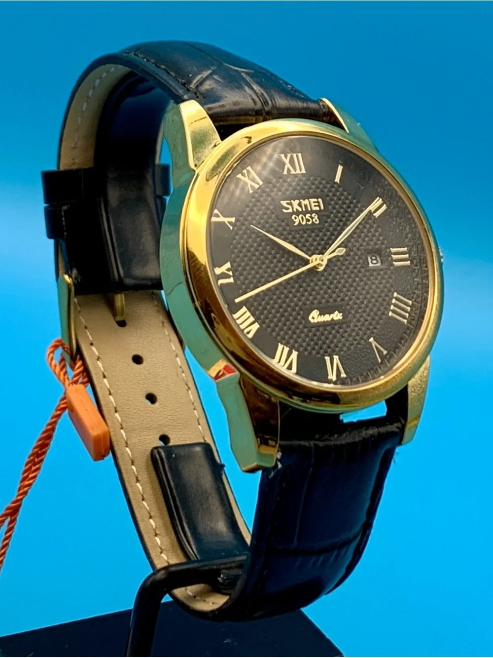 SKMEI 9058 Men’s Dress Quartz Wristwatch Leather Strap Date Display Working
